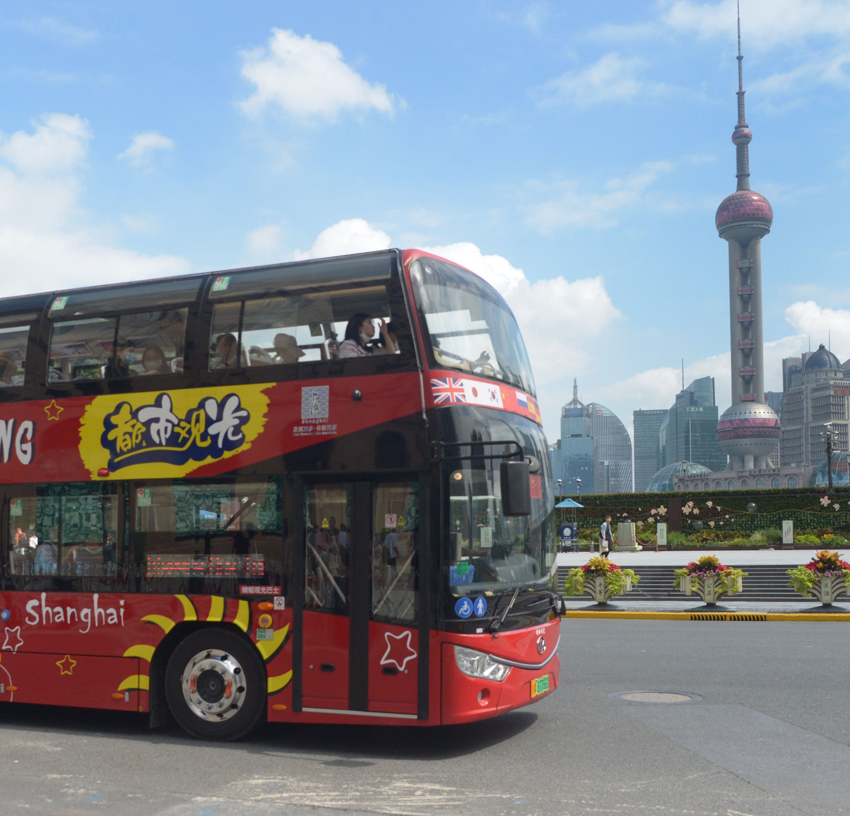 Explore the sights and sounds of Shanghai on the coolest sightseeing bus