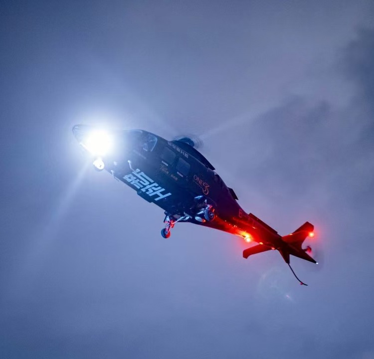 Night flights over the city offer a dazzling perspective