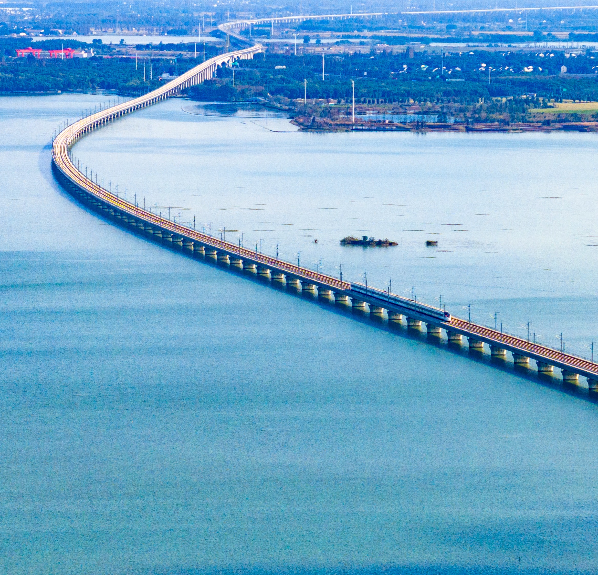 Shanghai-Suzhou-Huzhou High-speed Railway set to open soon