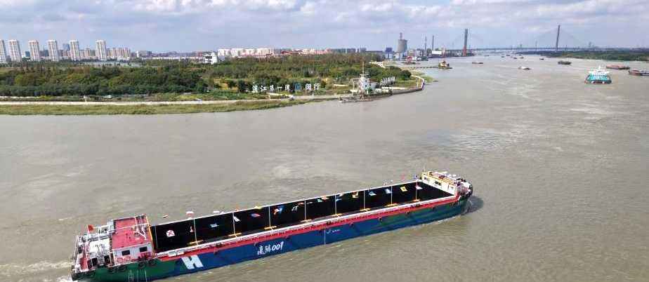 Methanol electric ship pioneers green inland shipping in Shanghai